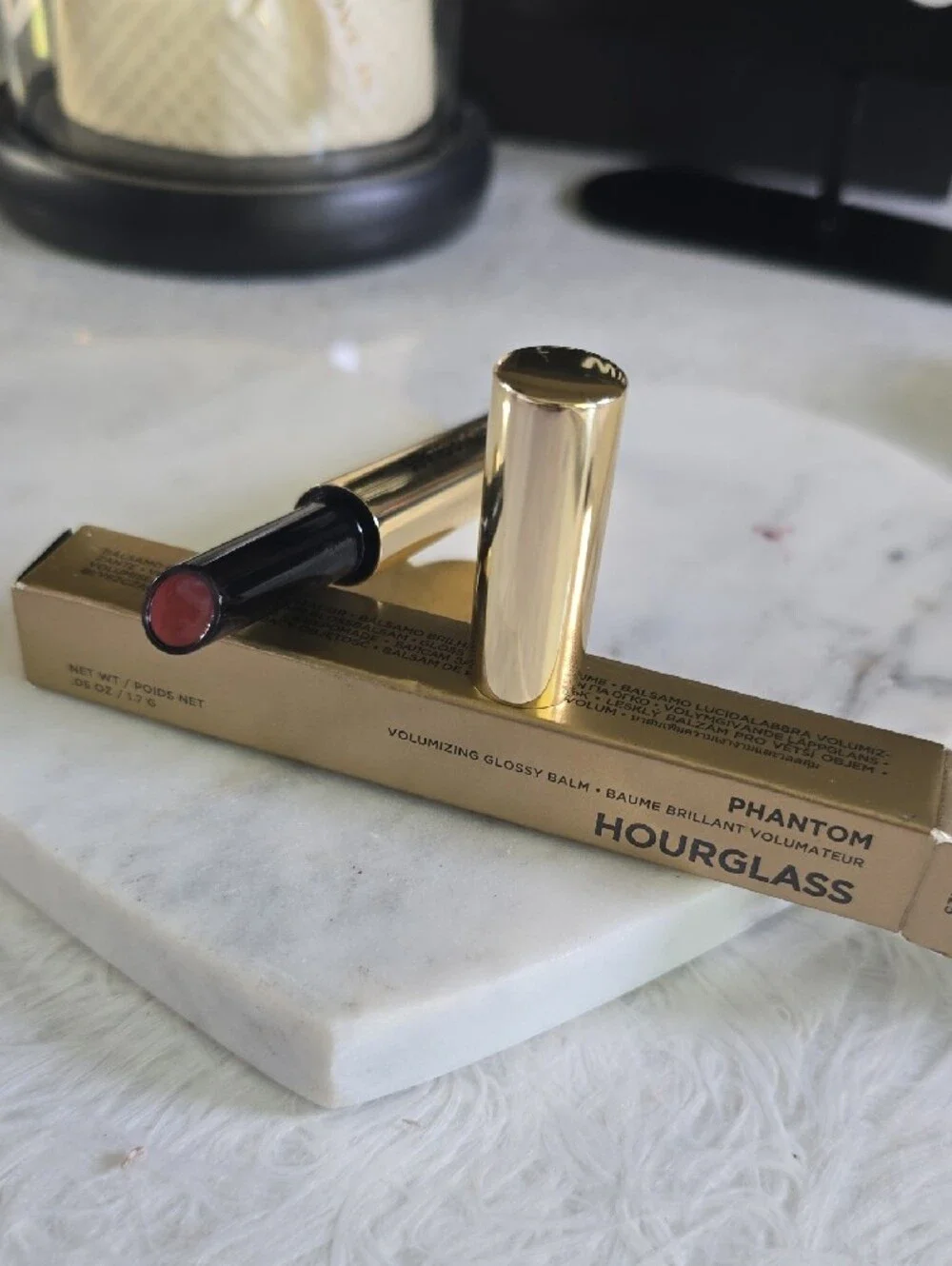 Hourglass Volumizing Glossy Balm Phantom — Sheer Pink Gloss